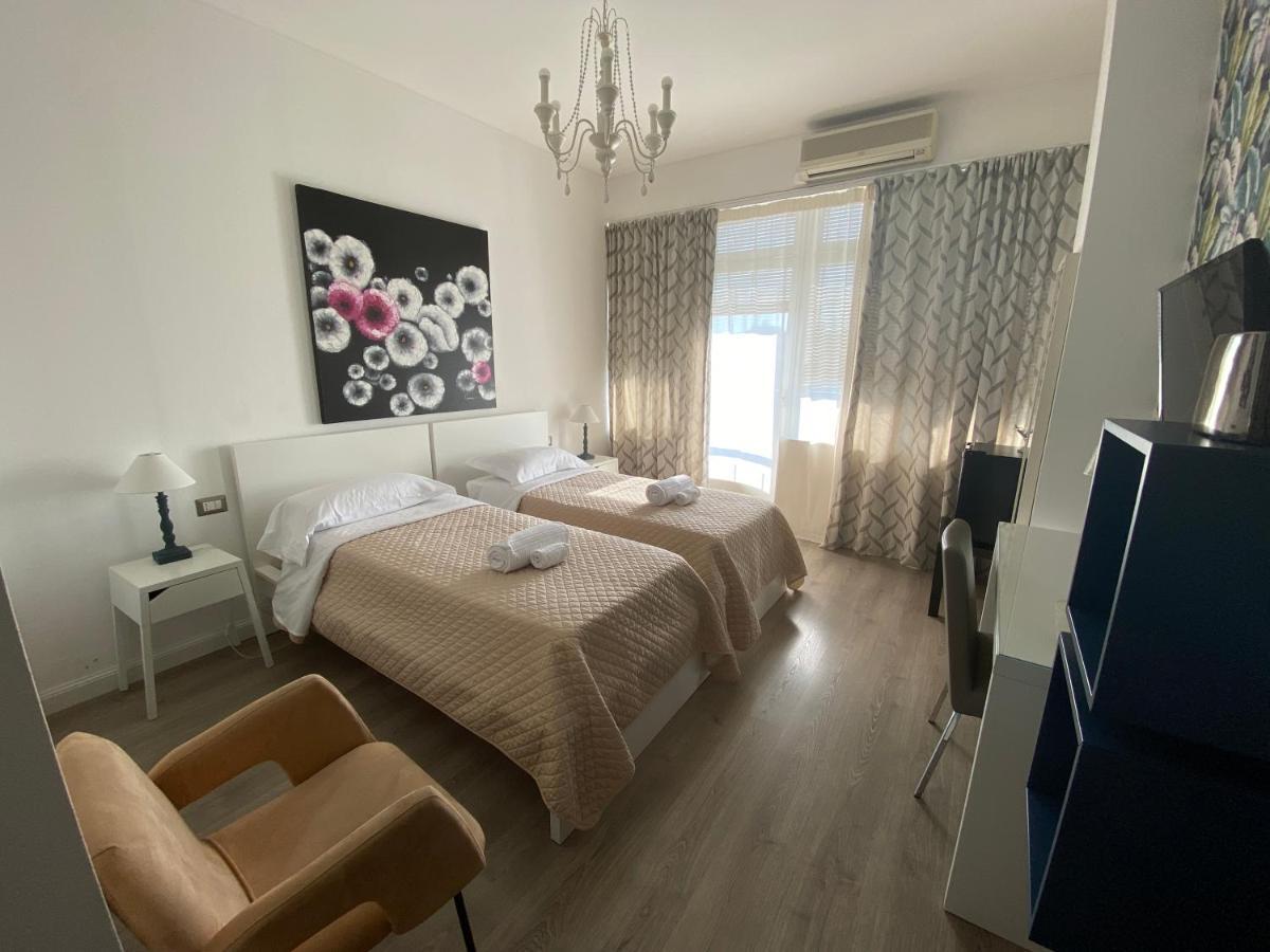 Corso Italia Rooms Милано Екстериор снимка