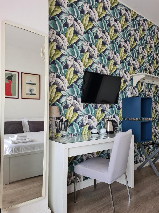 Corso Italia Rooms Милано Екстериор снимка