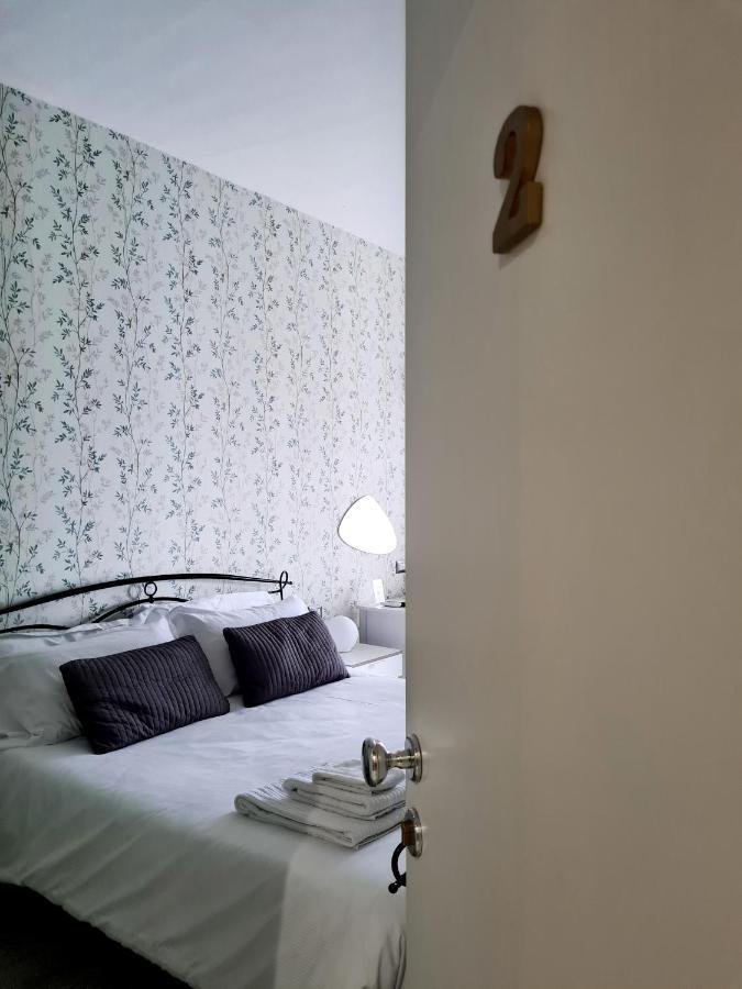 Corso Italia Rooms Милано Екстериор снимка