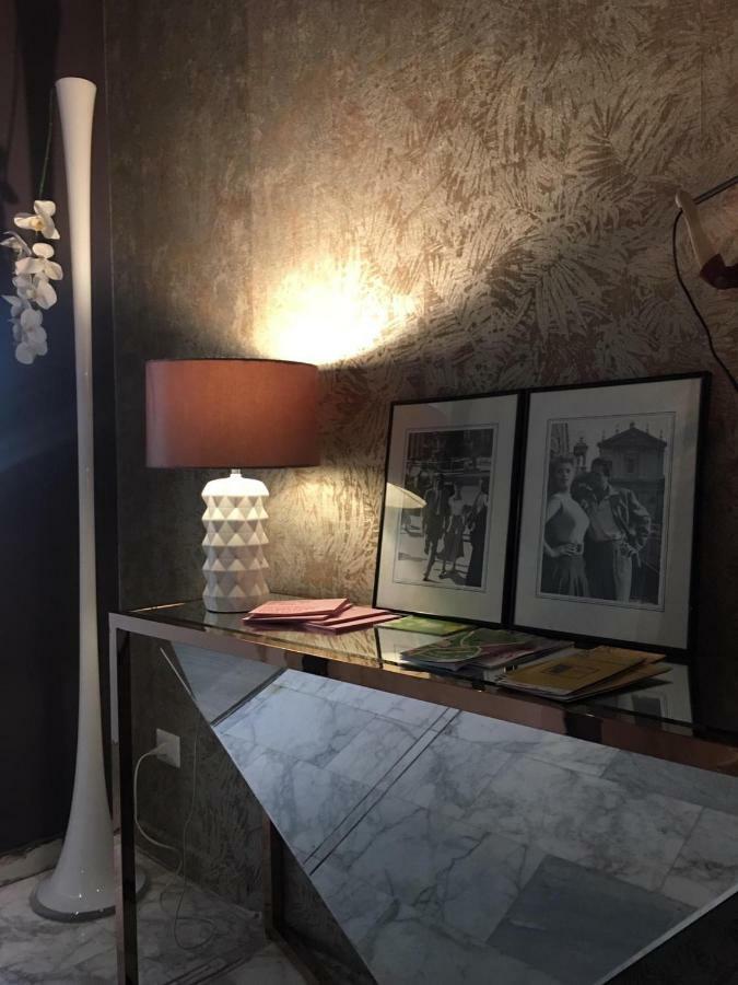 Corso Italia Rooms Милано Екстериор снимка